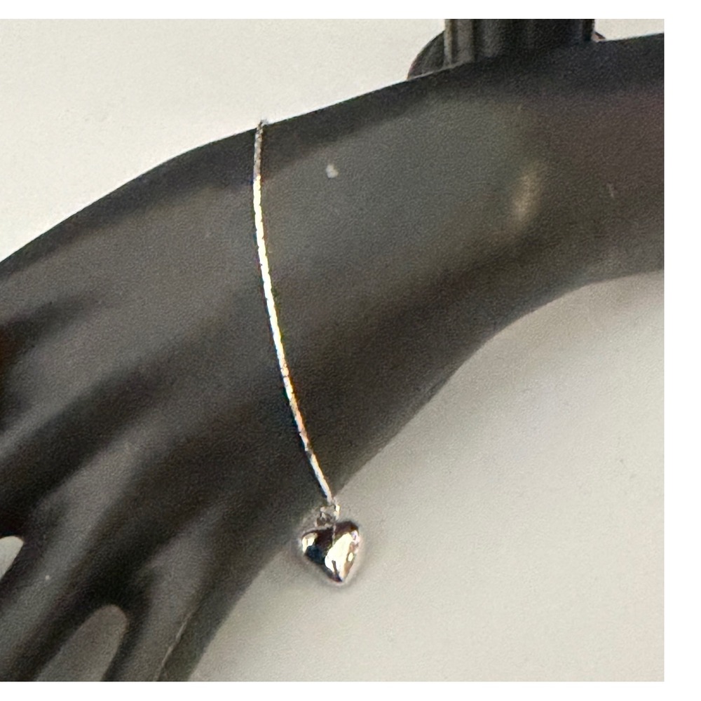 Dainty Heart Charm Bracelet Women 6.75in Silver Tone Diamond Cut Chain Romantic